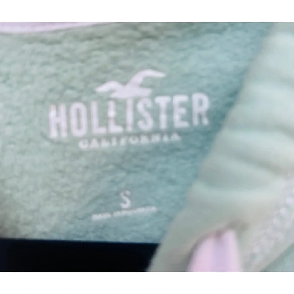 Hollister Y2K Women Mint Green White Colorblock Cropped‎ Zip Hoodie & Joggers